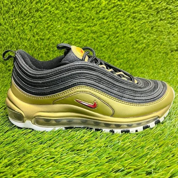 Nike Air Max 97 QS Boys Size 5.5Y Gold Black Walking Running Shoes Sneakers - Picture 1 of 10